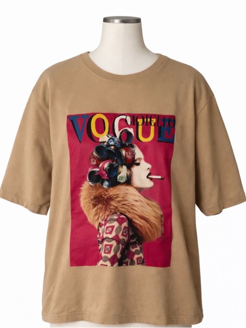 Vogue Graphic T Shirt Beige Pop Art Magazine Print Retro Grunge Streetwear